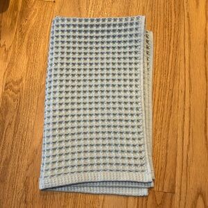 Casaluna Waffle Bathroom Hand Towel NWT Teal mist 18x30